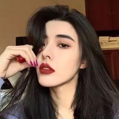 黄阿丽：小眼镜蛇